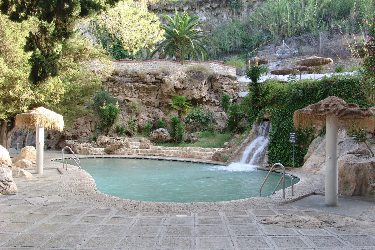 Piscina infantil termal Alicún de las Torres Granada